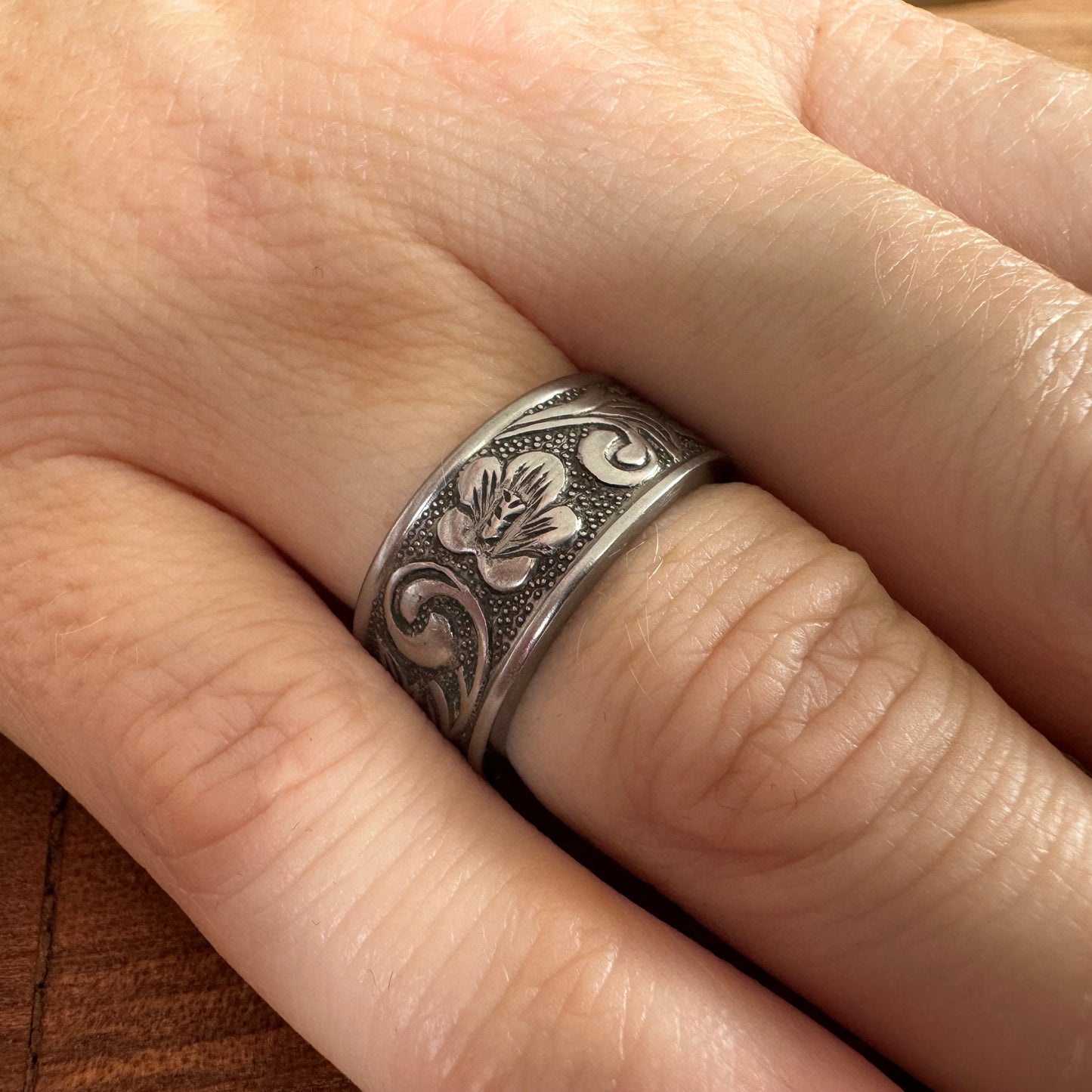 Hetty Hibiscus Spoon Ring