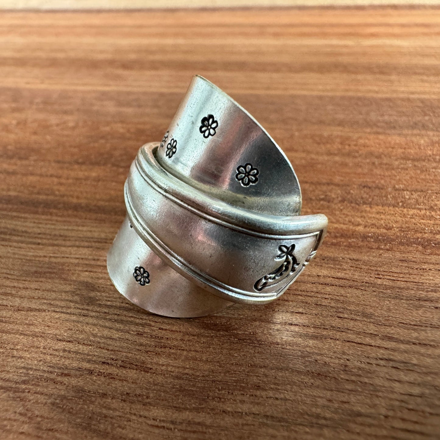 Birdie Wrap Around Ring
