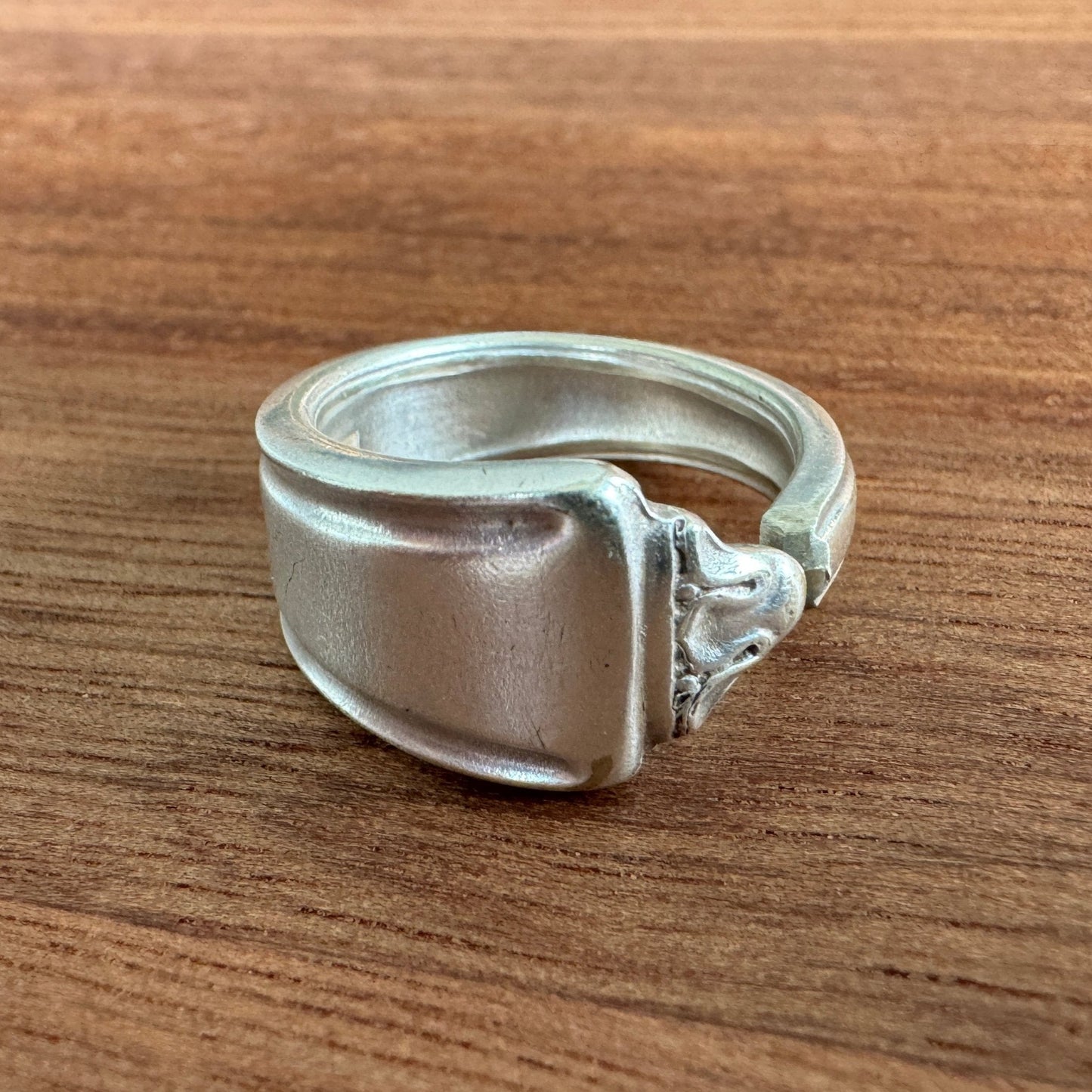 Viola Vintage Spoon Ring