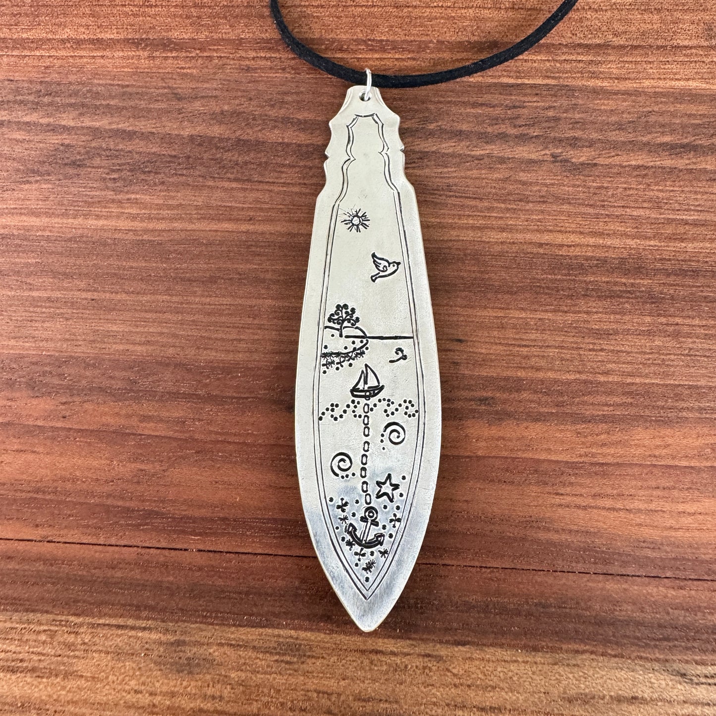 Isla Vintage Knife Pendant